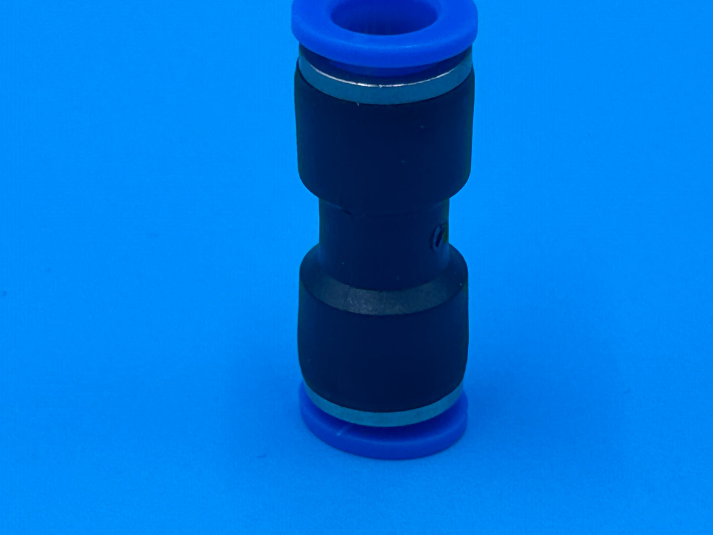 PUSH FIT EQUAL STRAIGHT UNION FOR METRIC TUBE 4-12MM
